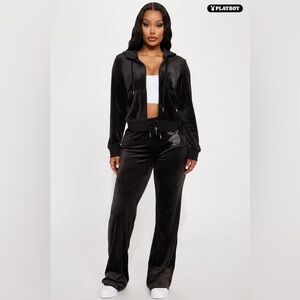 Playboy Velour Sweatpants 🐰🖤